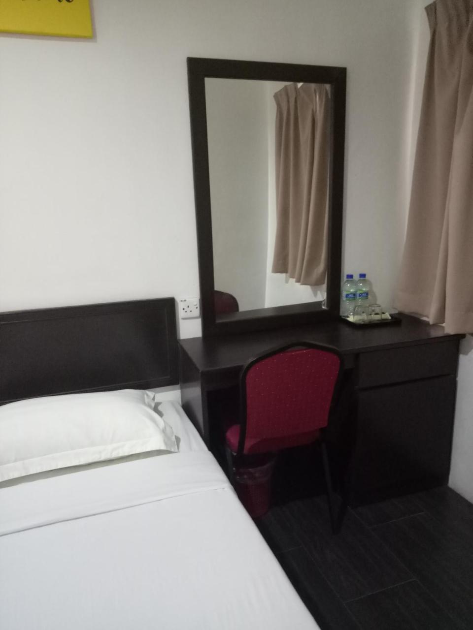 Hotel Sri Bernam Sabak Bernam Εξωτερικό φωτογραφία